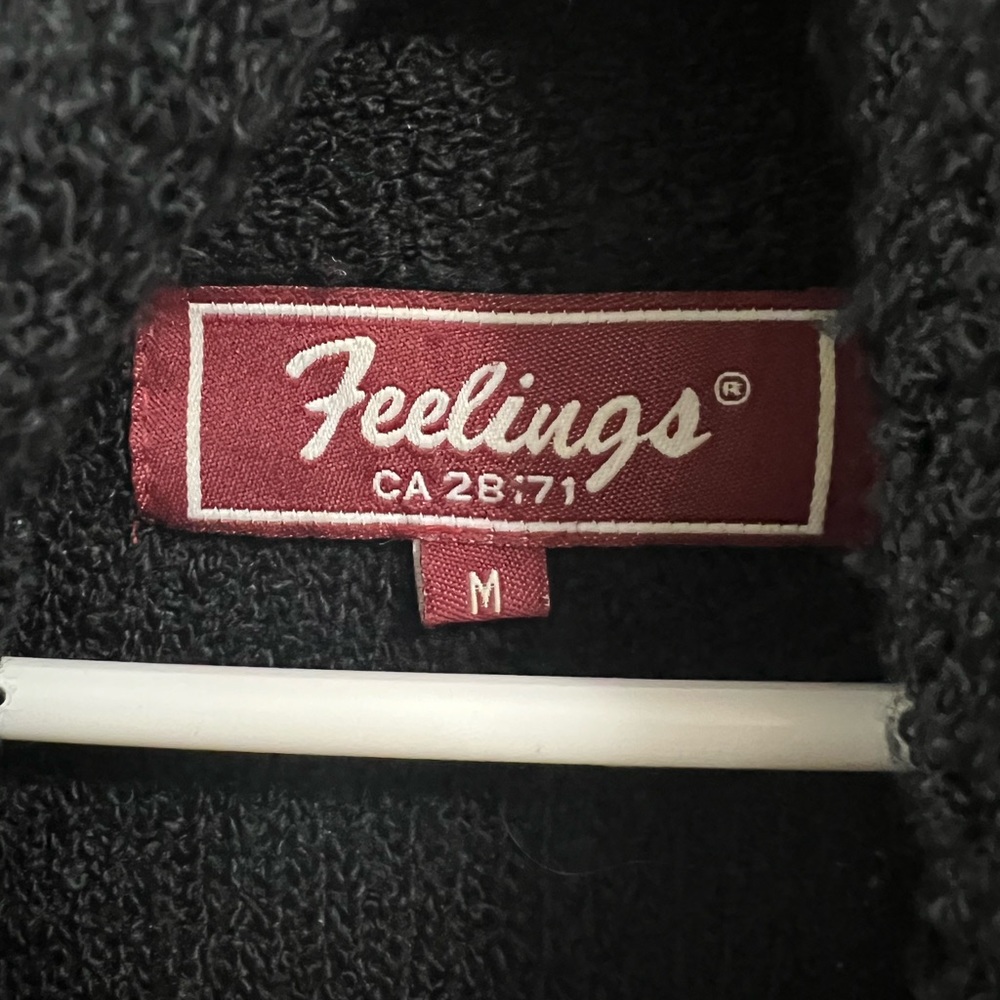 Sweater - Picture 3 of 6